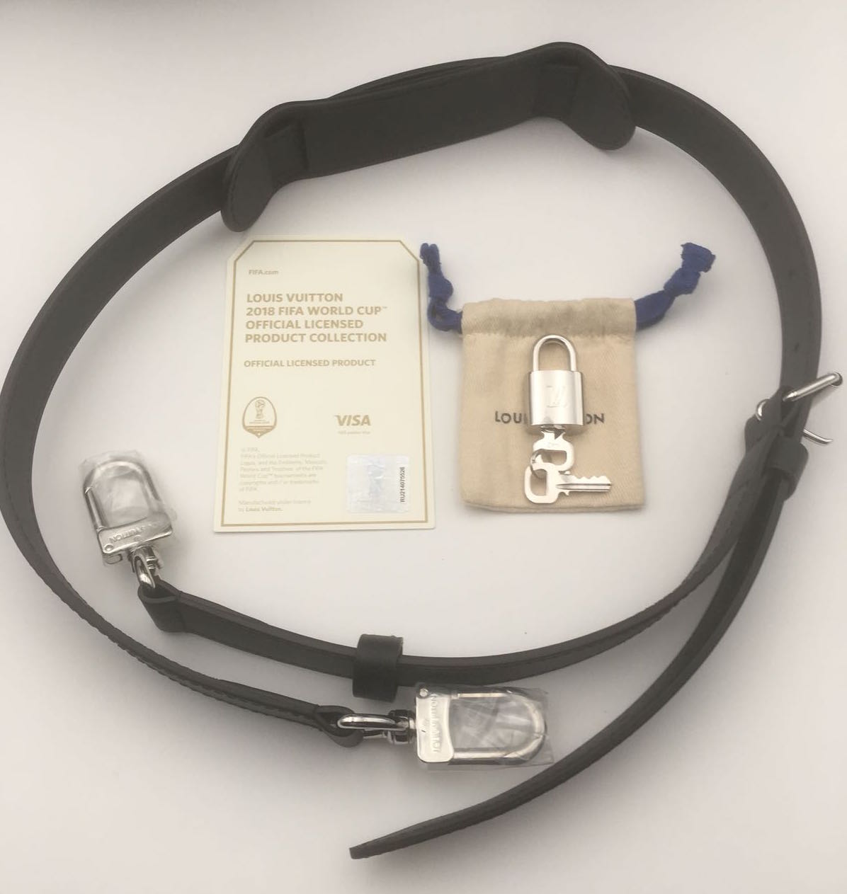 Louis Vuitton FIFA WORLD CUP Keepall Bandouliere 50 M52187