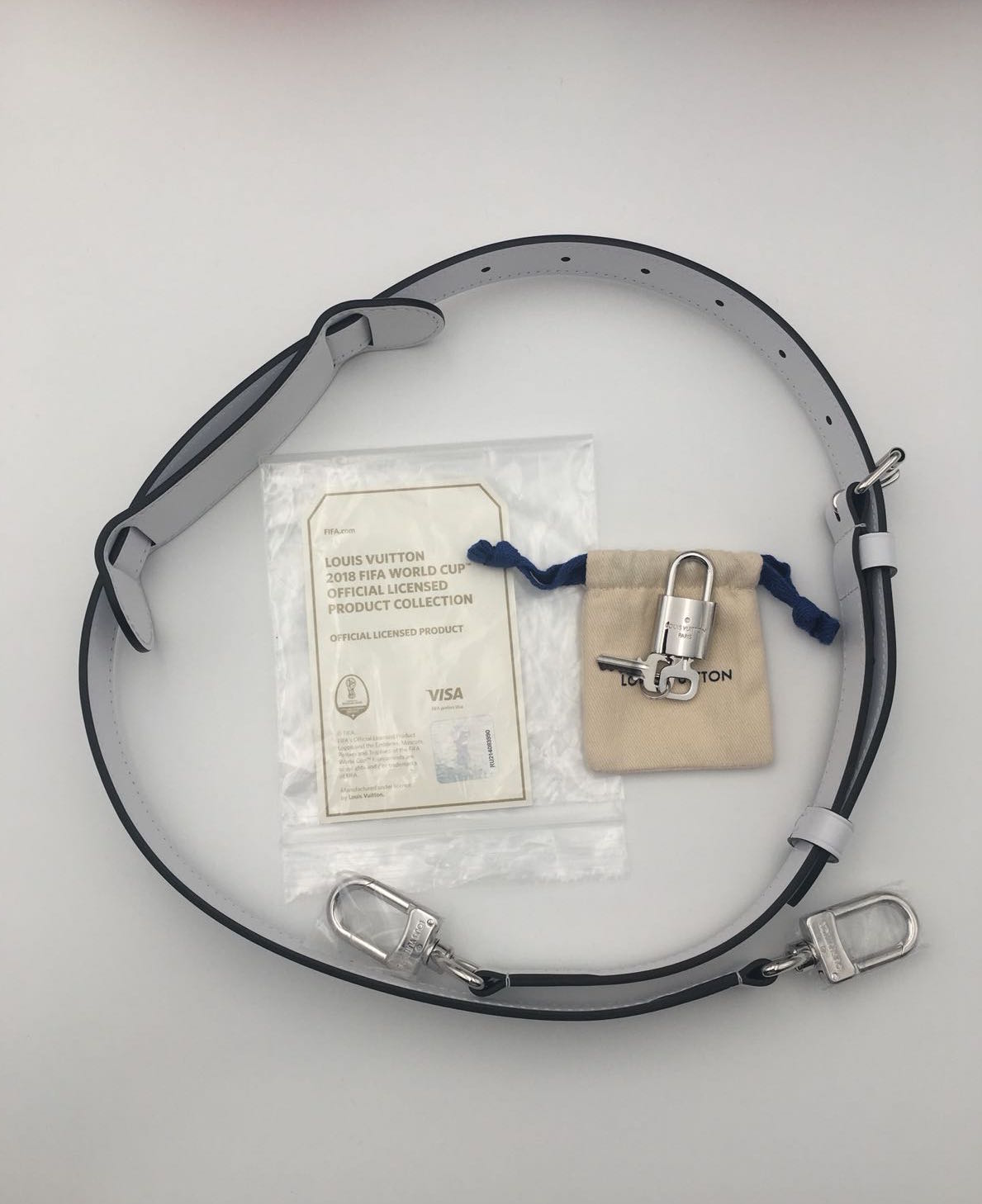 Louis Vuitton FIFA WORLD CUP Keepall Bandouliere 50 PO1078