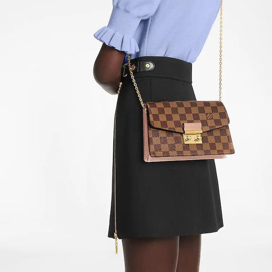 Louis Vuitton CROISETTE CHAIN Portemonnee